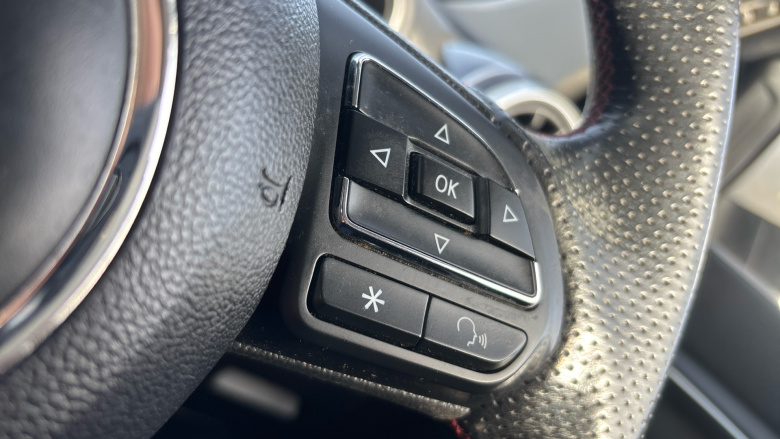 MG Hs 1.5 T-GDI Excite 5dr DCT Petrol Hatchback